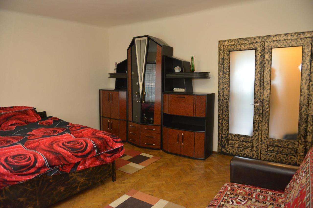 Apartament Oana Brasov Bagian luar foto